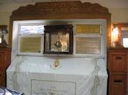 Rabbainus Tomb White Covering